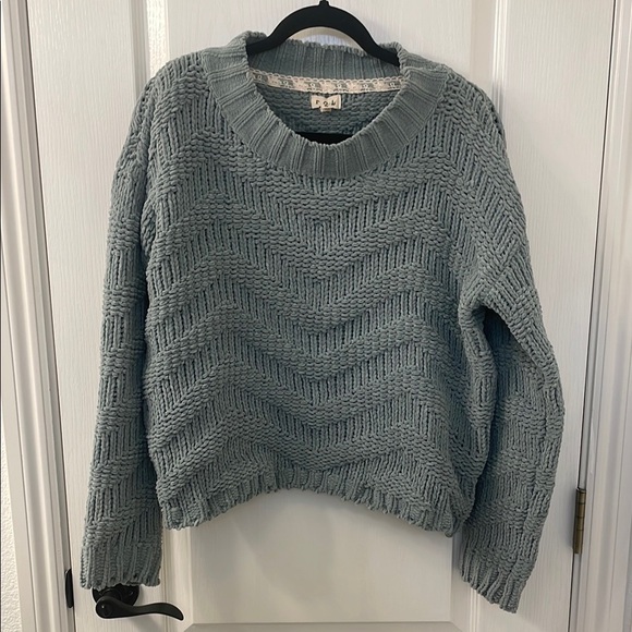 POL Sweaters - POL Teal Crew Neck Sweater with Chevron Knit